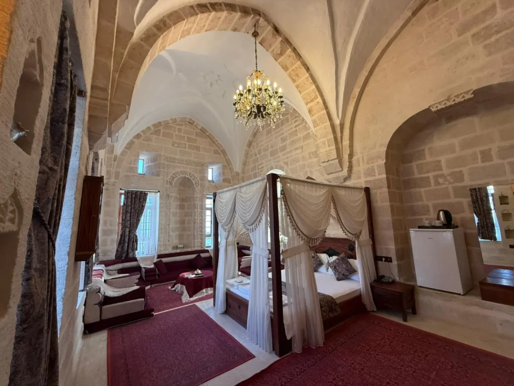Afrodit Suit Odası — Helen Olimpos Konağı, Mardin