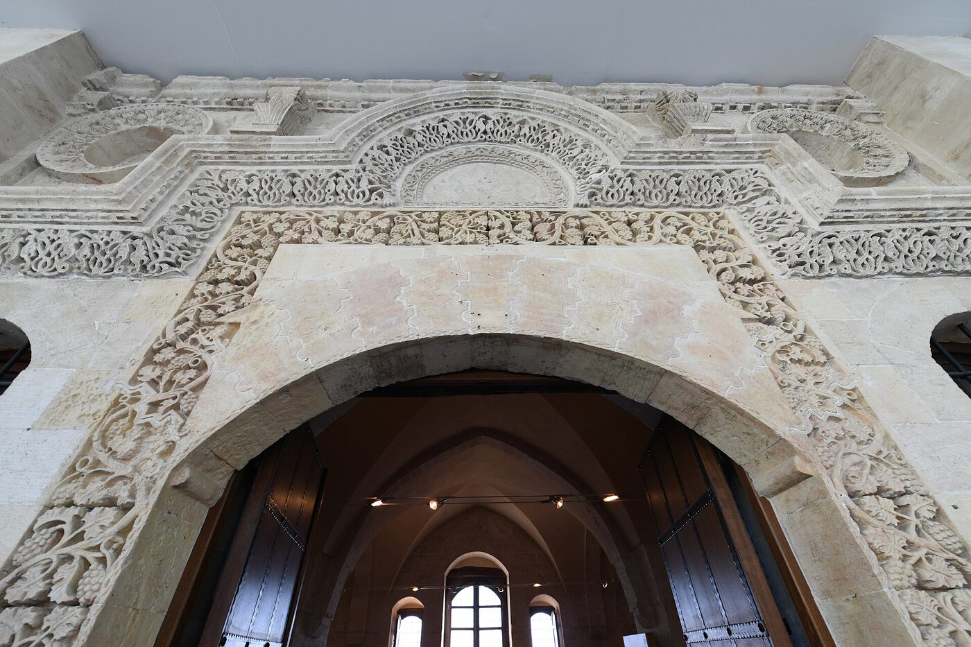 Sakıp Sabancı Mardin Kent Müzesi, Mardin — konaktan 10 dk yürüme