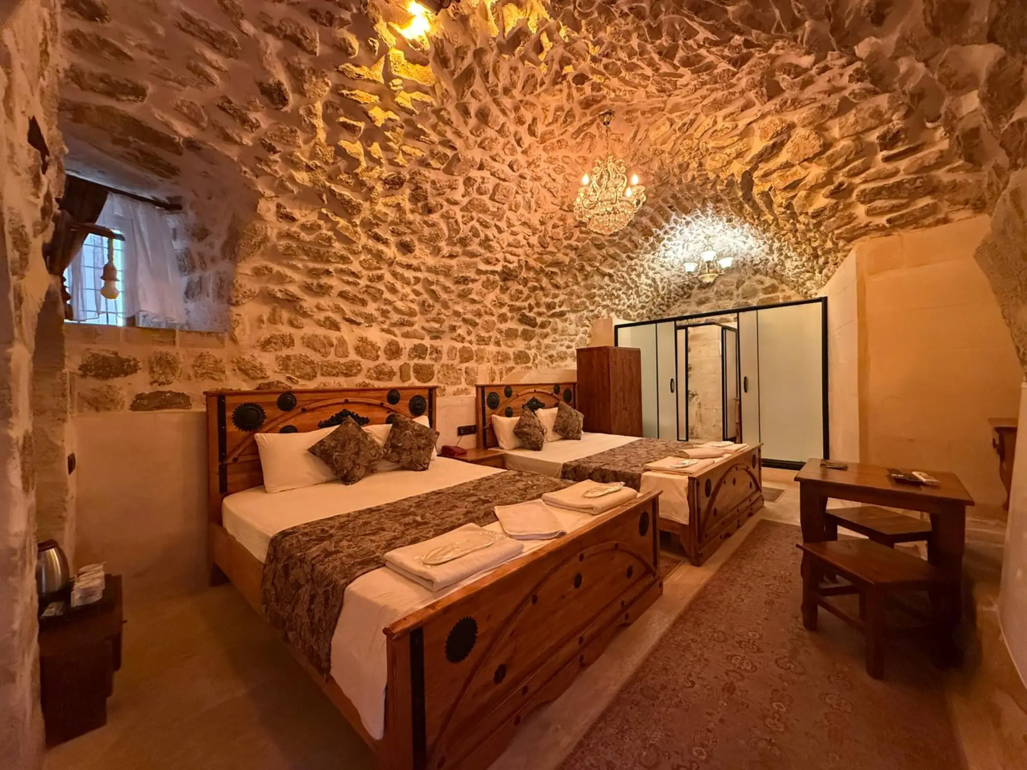 Helen Olimpos Konağı’ndan bir kare — Mardin butik taş konak (23)