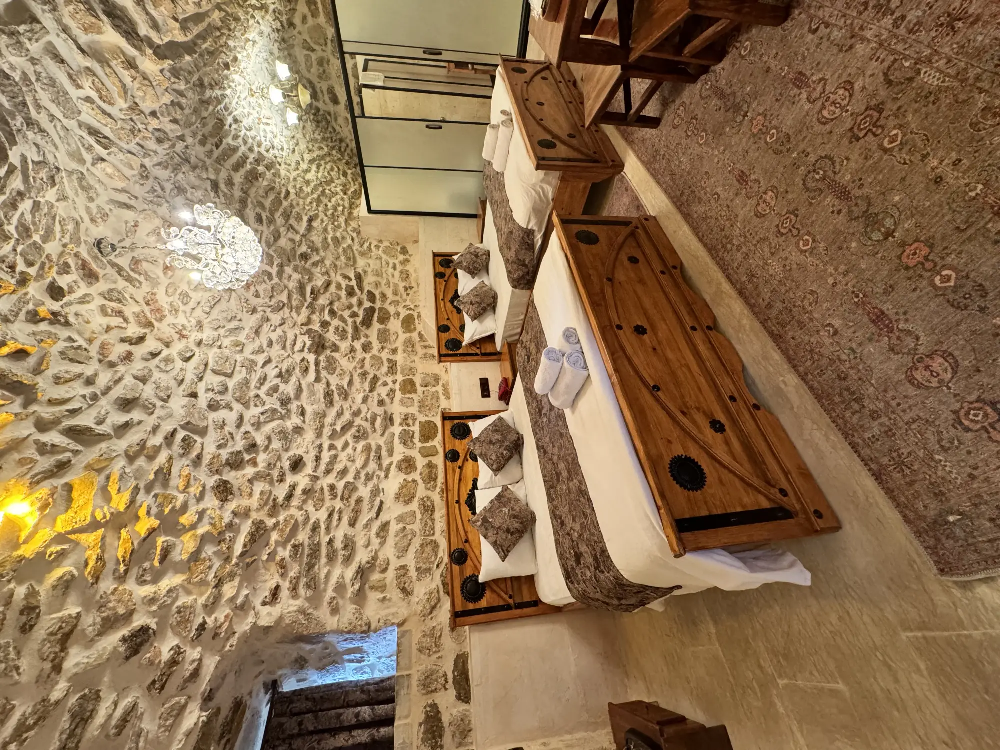 Helen Olimpos Konağı’ndan bir kare — Mardin butik taş konak (58)